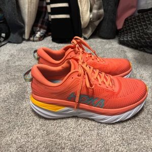 HOKA Women’s Bondi 8 sneakers